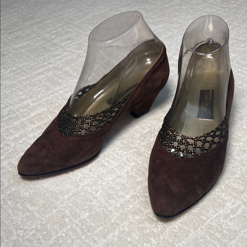 Vintage Sesto Meucci brown suede kitten heel pumps 7